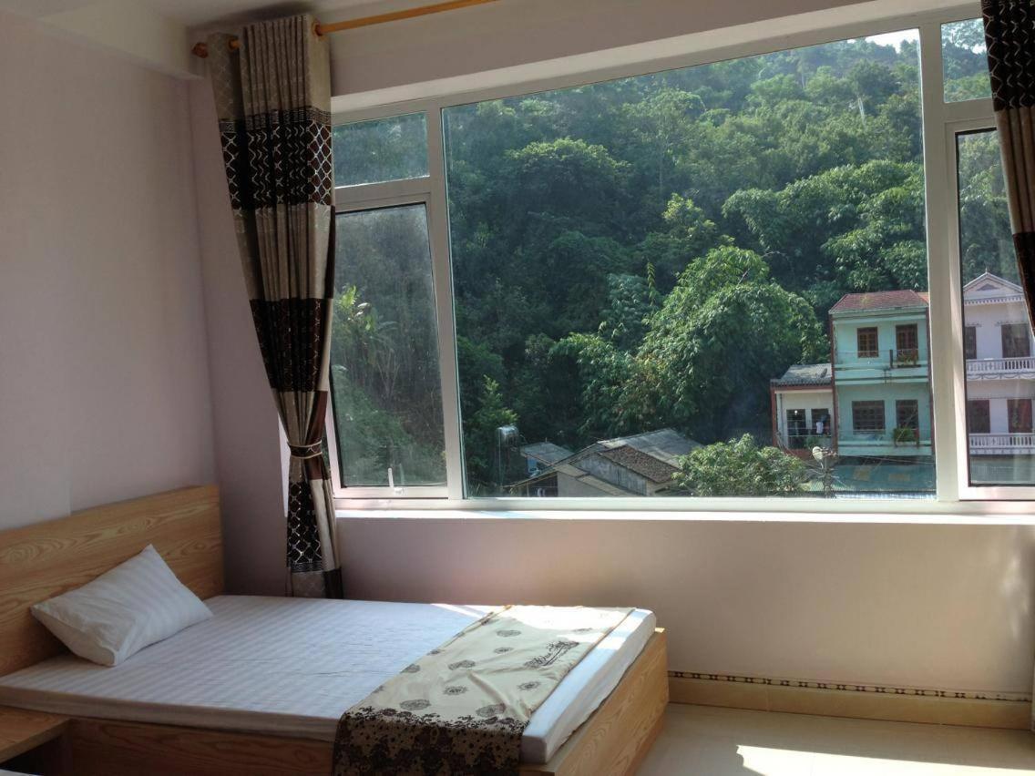 Quy Anh Hotel Bao Lac Town מראה חיצוני תמונה