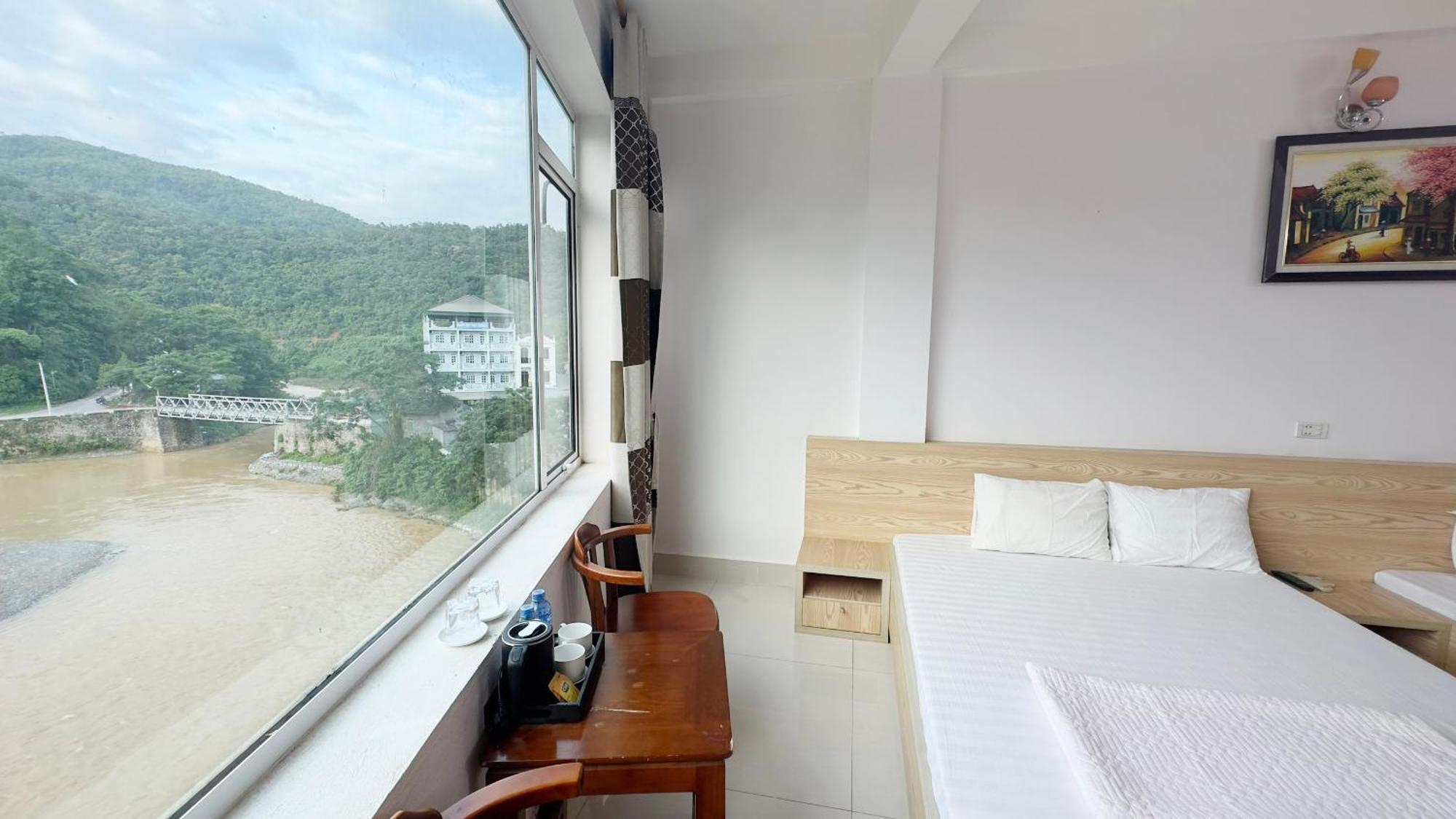 Quy Anh Hotel Bao Lac Town מראה חיצוני תמונה