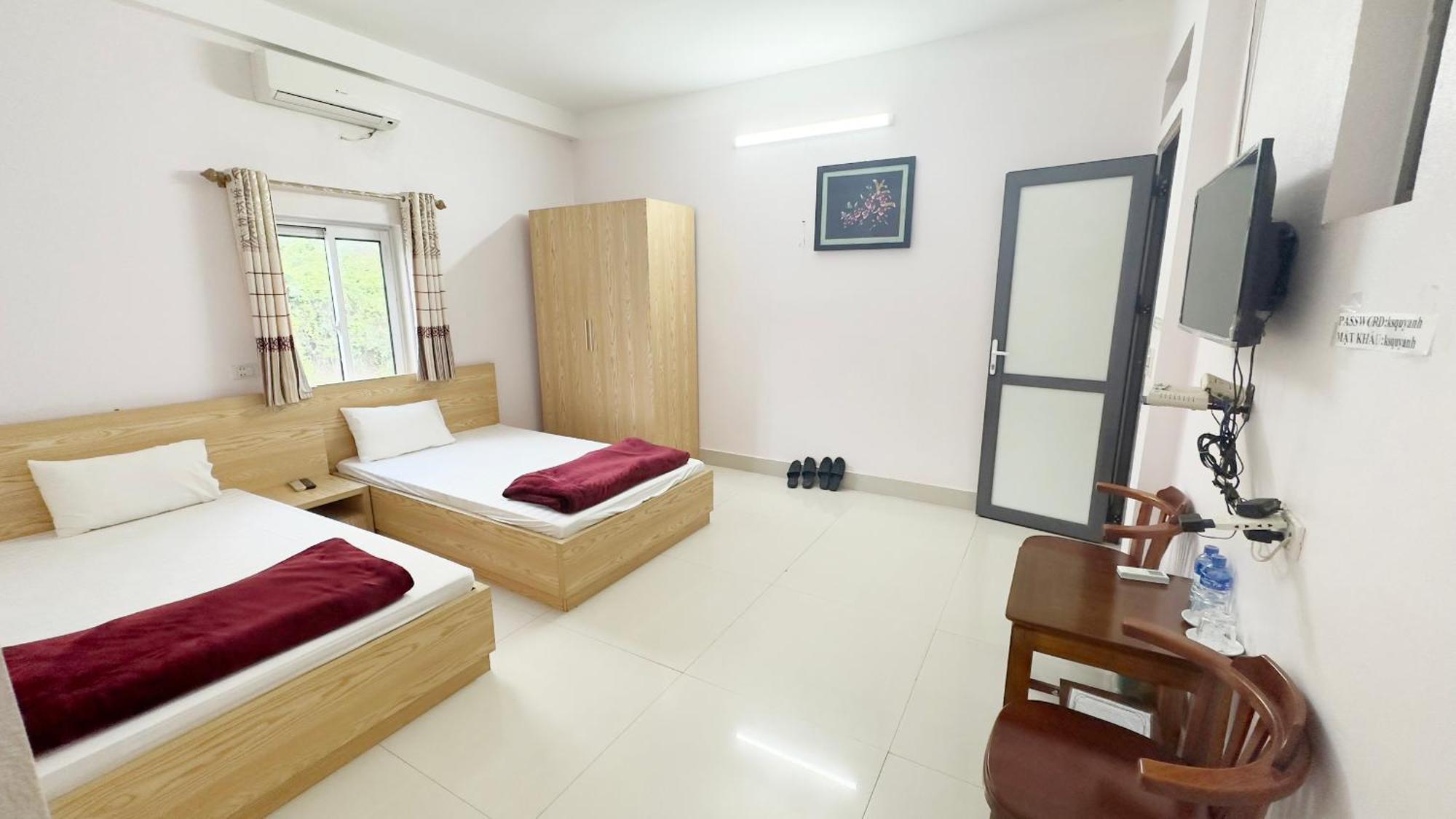 Quy Anh Hotel Bao Lac Town מראה חיצוני תמונה