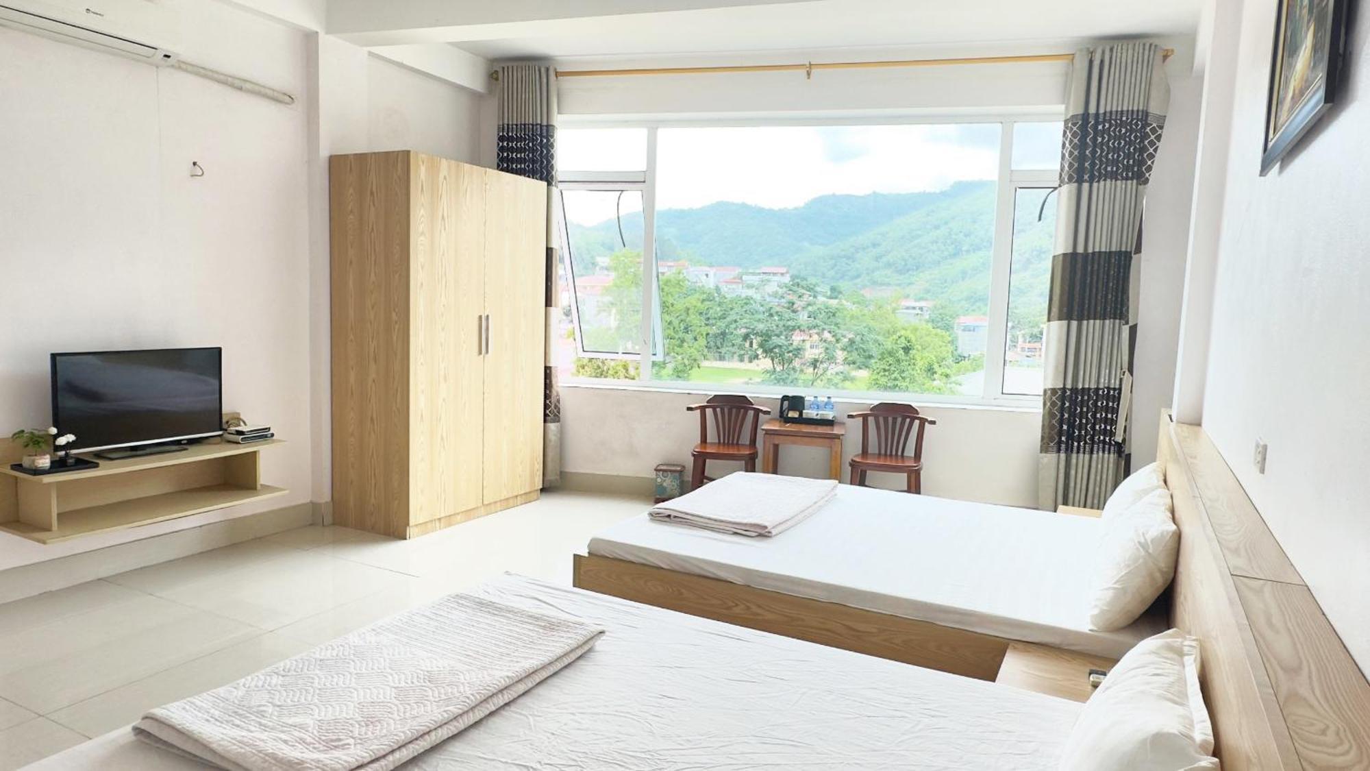 Quy Anh Hotel Bao Lac Town מראה חיצוני תמונה